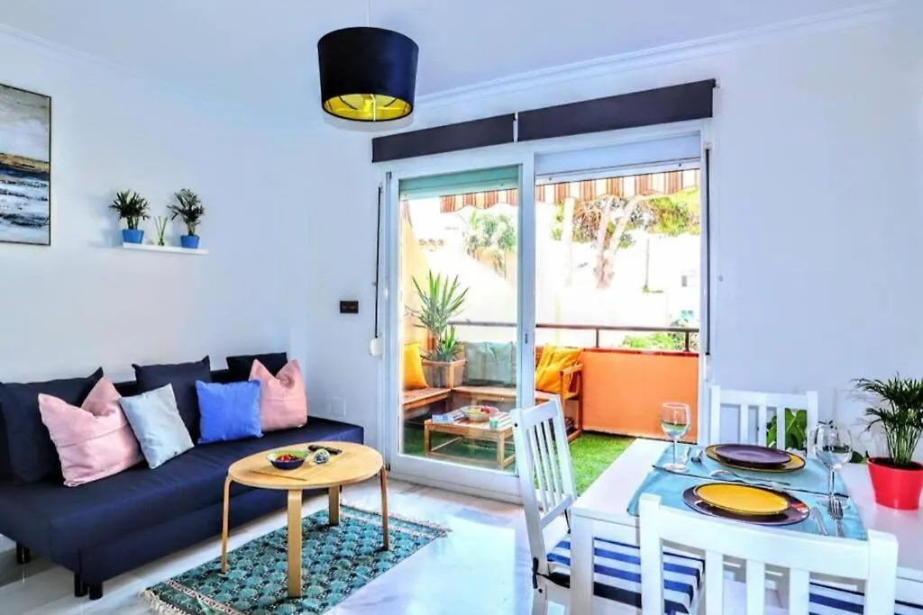 Blue Marine Home - Parking, Pool, Ac, Wifi Fuengirola